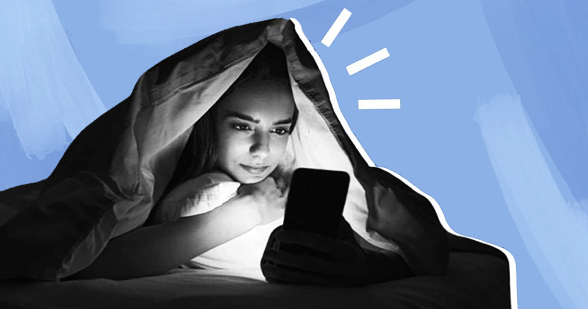 How To Manage Screen Time For Teens: 10 Helpful Tips For Parents!