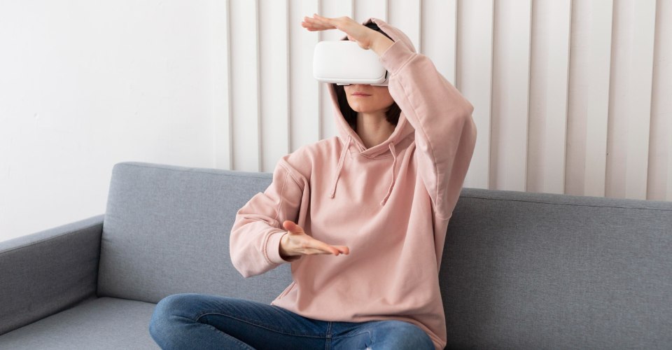 7 Powerful VR Wellness Benefits to Boost Mental Health This Winter